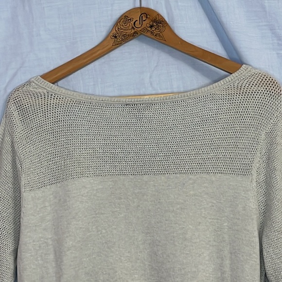 Torrid Light Gray Pointelle Stitch Babydoll Lightweight Summer Sweater in 2 (2X) - Picture 8 of 16